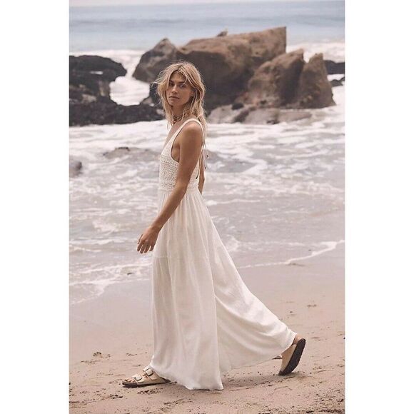 NWT FREE PEOPLE SOLEIL WIDE LEG ONE PIECE CROCHET TOP - Picture 4 of 7